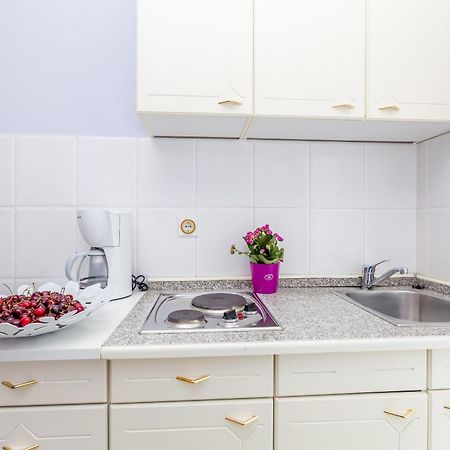 Ava Apartments Omišalj الغرفة الصورة